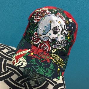 Ed Hardy trucker hat.